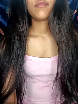 Snapshot of reetika6375 chatting on November 10, 2025, 6:46 pm reetika6375 online show from November 10, 2025, 6:46 pm