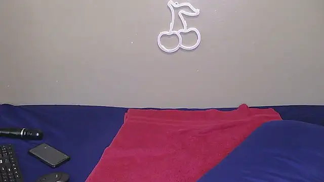 Serafynn online show from January 15, 2026, 10:40 am