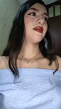 Emily-hottson online show from January 8, 2026, 5:35 am