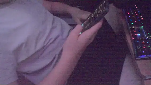 xderox318 online show from November 15, 2025, 11:09 pm