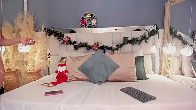 Snapshot of Celeste_Amber chatting on December 2, 2025, 8:10 pm Celeste Amber online show from December 2, 2025, 8:10 pm