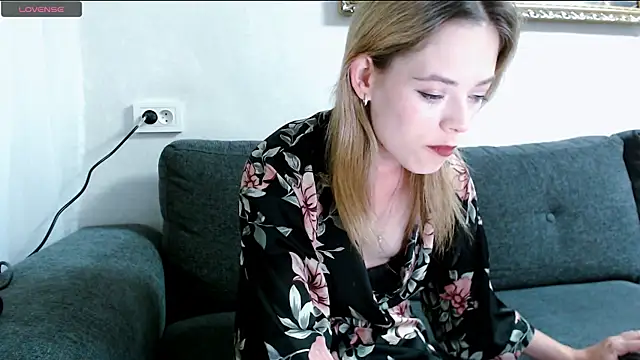 Kate  Loves online show from August 3, 2026, 7:20 pm