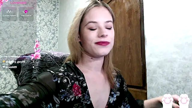 Kate  Loves online show from September 30, 2025, 5:30 pm