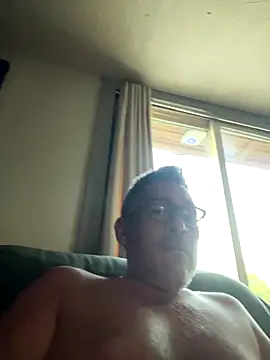 countryboi2002 online show from September 16, 2025, 12:11 am