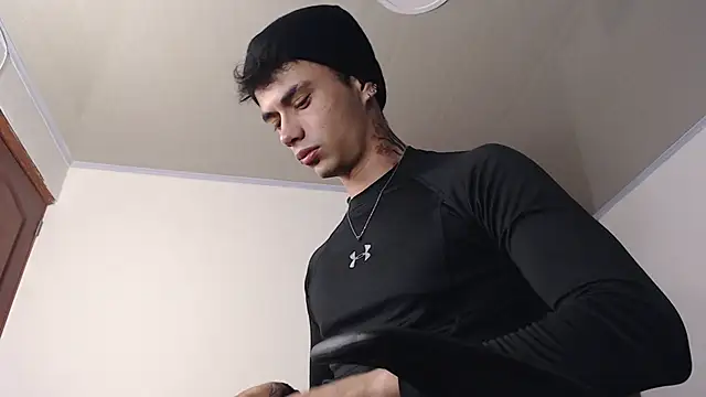 Snapshot of jaico_santos chatting on November 19, 2025, 11:05 pm jaico santos online show from November 19, 2025, 11:05 pm