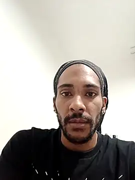 Snapshot of Mikaaa97 chatting on November 16, 2025, 12:04 am Mikaaa97 online show from November 16, 2025, 12:04 am