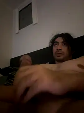 fifthbase007 online show from December 3, 2025, 5:19 am