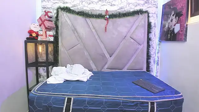 Snapshot of Logan_Jhonson chatting on November 16, 2025, 2:38 am Logan Jhonson online show from November 16, 2025, 2:38 am