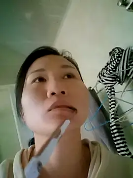 wen78759 online show from October 24, 2025, 2:54 am