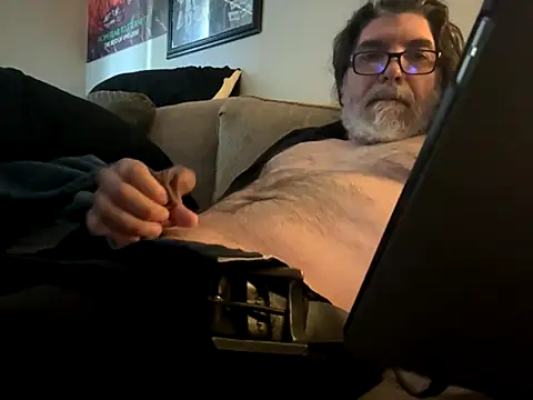 nothingbutagoontime68 online show from September 17, 2025, 8:44 pm