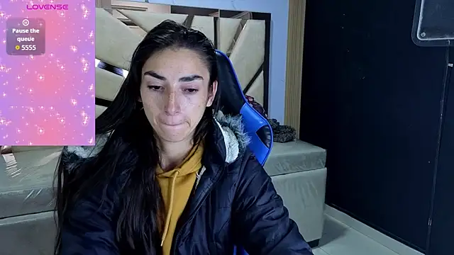 Maily a  online show from February 7, 2026, 3:03 am