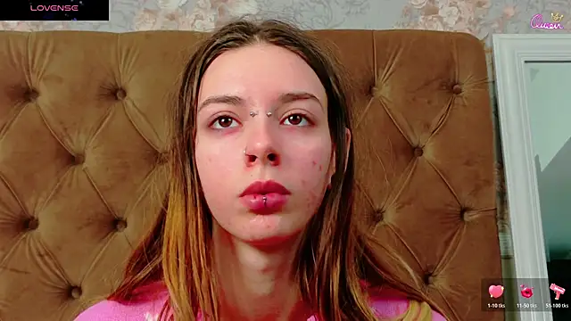 Snapshot of CoraVex chatting on January 8, 2026, 5:13 am CoraVex online show from January 8, 2026, 5:13 am