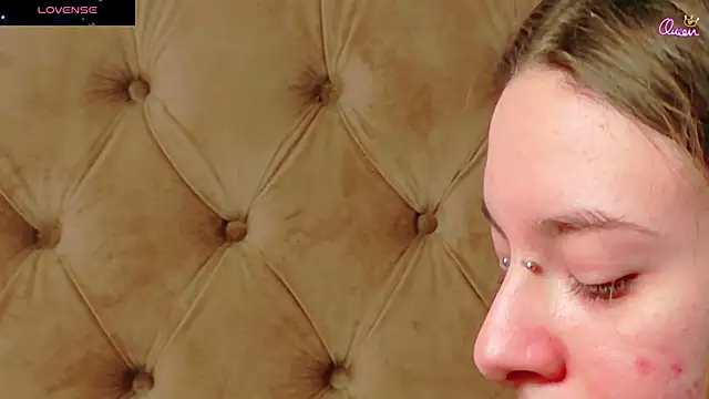 Snapshot of CoraVex chatting on January 12, 2026, 5:14 am CoraVex online show from January 12, 2026, 5:14 am