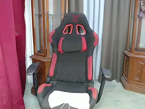 Snapshot of sweet_athena chatting on September 24, 2025, 4:08 am sweet athena online show from September 24, 2025, 4:08 am