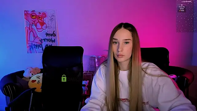 casey meow  online show from January 14, 2026, 9:57 am