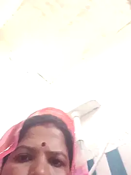 Hott locky online show from November 22, 2025, 2:10 am