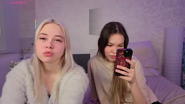 Snapshot of MarniOrdway chatting on November 16, 2025, 4:12 pm MarniOrdway online show from November 16, 2025, 4:12 pm