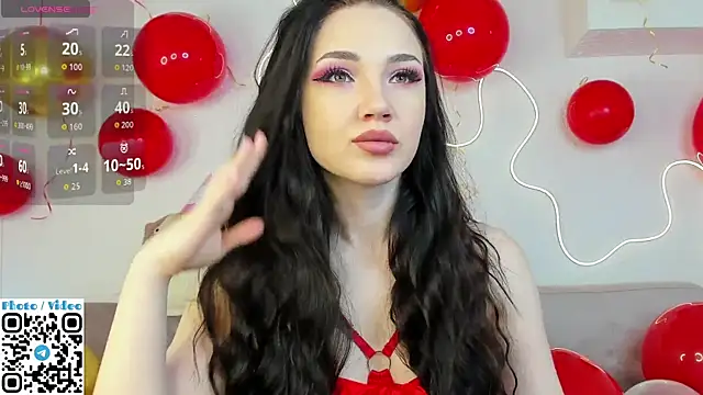 Helen Spark online show from October 12, 2025, 1:51 am