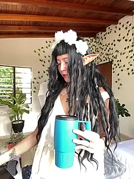 Snapshot of Nymphel1Moth chatting on November 9, 2025, 1:59 pm Nymphel1Moth online show from November 9, 2025, 1:59 pm