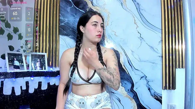 brittanyy20 online show from January 15, 2026, 9:56 am