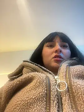 Daphnee-x online show from February 16, 2026, 11:24 pm