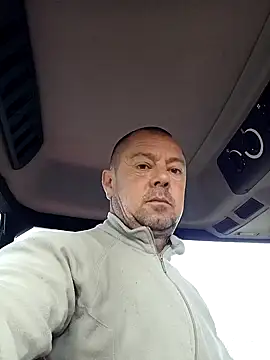 hugoboys4576 online show from September 22, 2025, 7:36 am