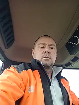 hugoboys4576 online show from November 6, 2025, 1:15 pm