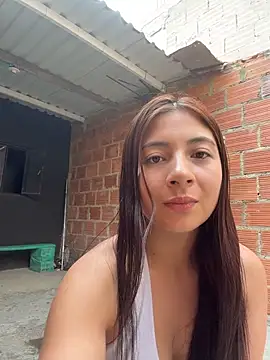 Karlee Grey1 online show from December 16, 2025, 8:35 pm