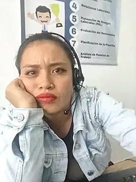 Snapshot of MILA__06 chatting on November 22, 2025, 4:28 pm MILA 06 online show from November 22, 2025, 4:28 pm