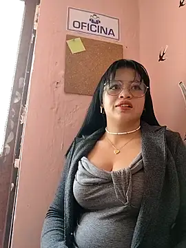 Snapshot of MILA__06 chatting on September 23, 2025, 2:24 pm MILA 06 online show from September 23, 2025, 2:24 pm