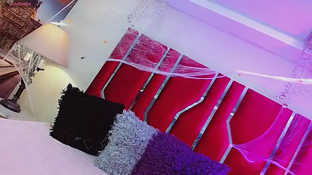 Snapshot of AithanaBlaze chatting on November 1, 2025, 11:26 am AithanaBlaze online show from November 1, 2025, 11:26 am