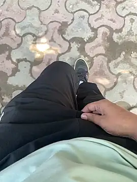 Snapshot of swami_ji chatting on October 10, 2025, 6:14 am swami ji online show from October 10, 2025, 6:14 am