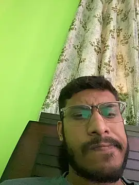 Snapshot of swami_ji chatting on September 19, 2025, 4:16 am swami ji online show from September 19, 2025, 4:16 am