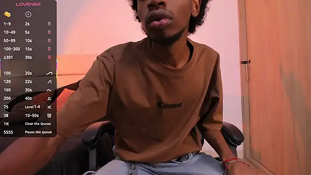 AllexJacob online show from November 7, 2025, 12:53 pm