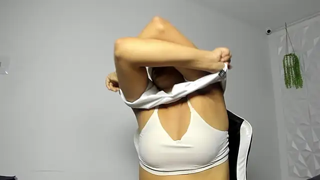 Dakota x18 online show from February 21, 2026, 7:38 pm