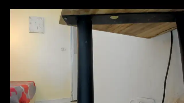 Naomis 35 online show from December 22, 2025, 7:25 pm