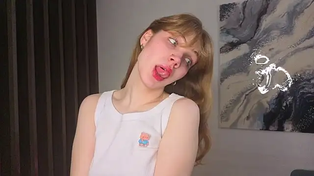 pienaple online show from November 22, 2025, 4:11 am