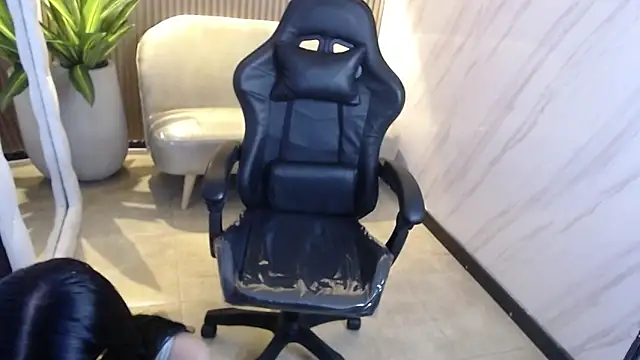 sophiadoll tf online show from November 4, 2025, 5:06 pm