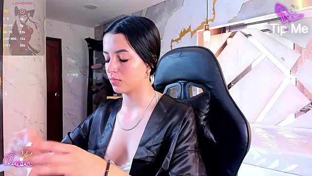 sophiadoll tf online show from June 12, 2026, 1:20 pm