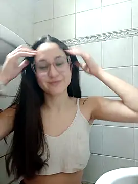 linameii online show from November 24, 2025, 4:45 am