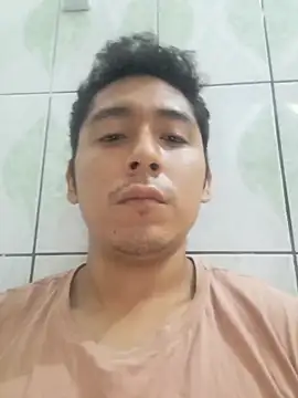 Snapshot of latinbigcock1_ chatting on February 17, 2026, 11:07 am latinbigcock1 online show from February 17, 2026, 11:07 am