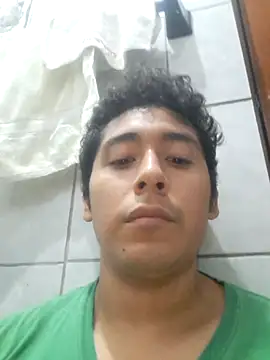 Snapshot of latinbigcock1_ chatting on March 23, 2026, 12:33 am latinbigcock1 online show from March 23, 2026, 12:33 am