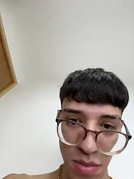 arthurdavies online show from November 23, 2025, 4:22 am