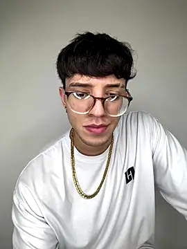 arthurdavies online show from October 25, 2025, 4:00 am