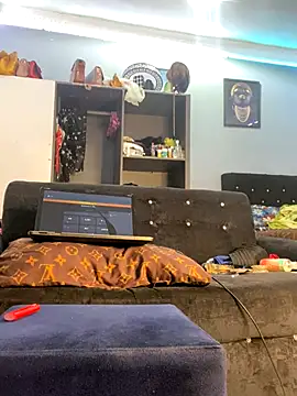 Snapshot of Daavikolovivi chatting on November 24, 2025, 1:44 pm Daavikolovivi online show from November 24, 2025, 1:44 pm