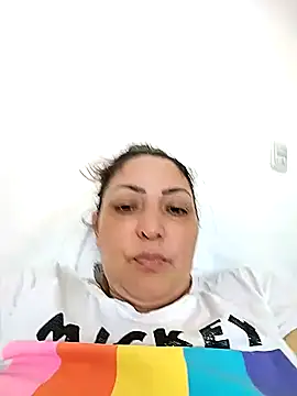 Lunita86 online show from February 6, 2026, 3:52 pm