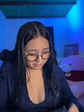 sacha torres02 online show from February 20, 2026, 10:01 pm