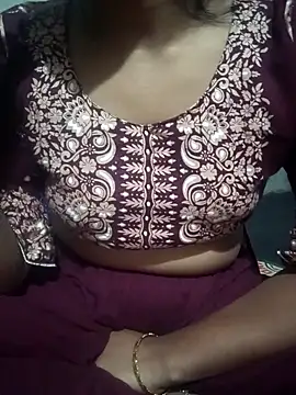 Snapshot of Cute_Couple59 chatting on February 1, 2026, 9:51 am Cute Couple59 online show from February 1, 2026, 9:51 am