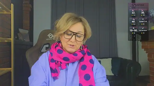 Snapshot of Marta_Wils chatting on December 3, 2025, 4:13 am Marta Wils online show from December 3, 2025, 4:13 am