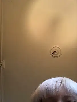 Snapshot of juliaoneandonly chatting on October 2, 2025, 10:40 am juliaoneandonly online show from October 2, 2025, 10:40 am